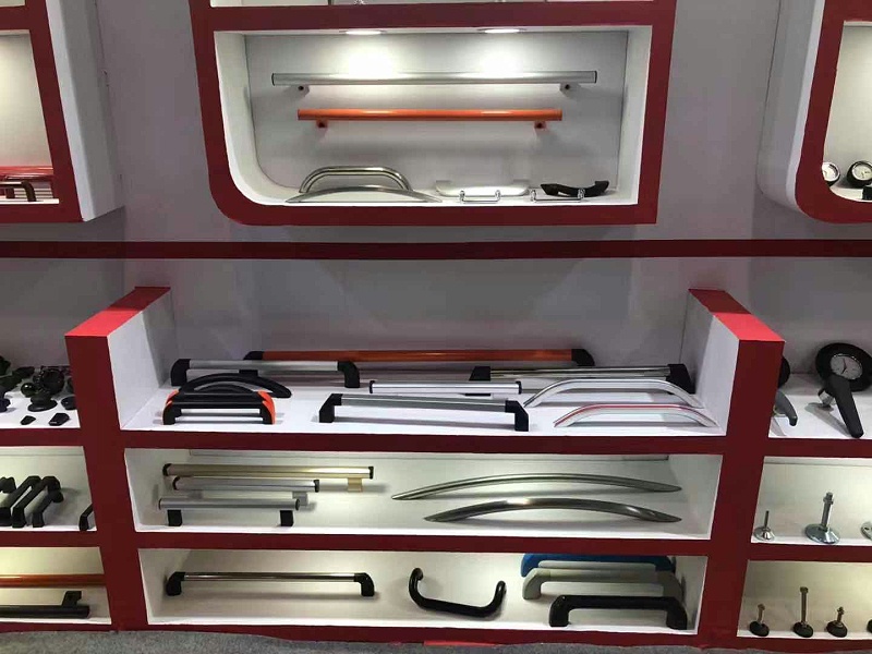 歐拓拉手廠家定制拉手,內波紋手輪,背波紋手輪,橢圓拉手,膠木拉手,方形拉手